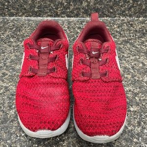 Used Red Nike Gym Shoes (laceless) - 749248-007 Size 12C